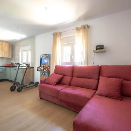 Apartman Lujo, 8 Pax Patinetes, Netflix, Wifi Y Parking *