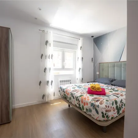 Apartman Lujo, 8 Pax Patinetes, Netflix, Wifi Y Parking Oviedo