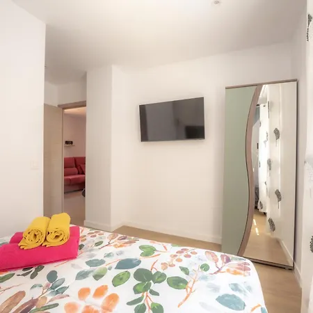 Lujo, 8 Pax Patinetes, Netflix, Wifi Y Parking Apartman *
