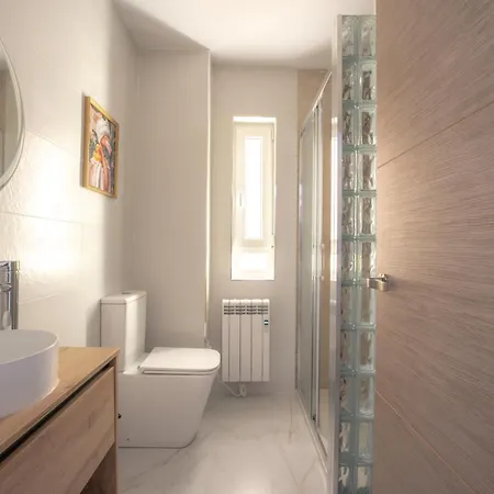 Lujo, 8 Pax Patinetes, Netflix, Wifi Y Parking Apartman *